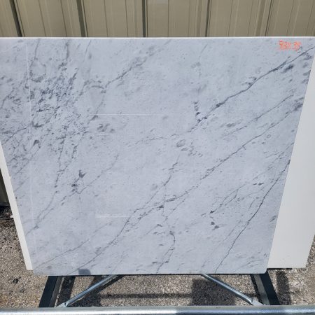 Carrara Marble MSI Remnant 33 x 39