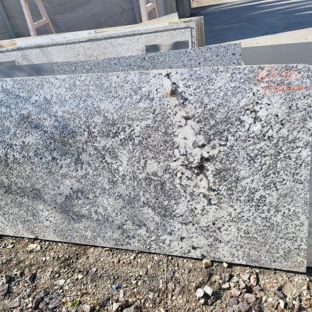 Oyster Granite Remnant 76 x 35